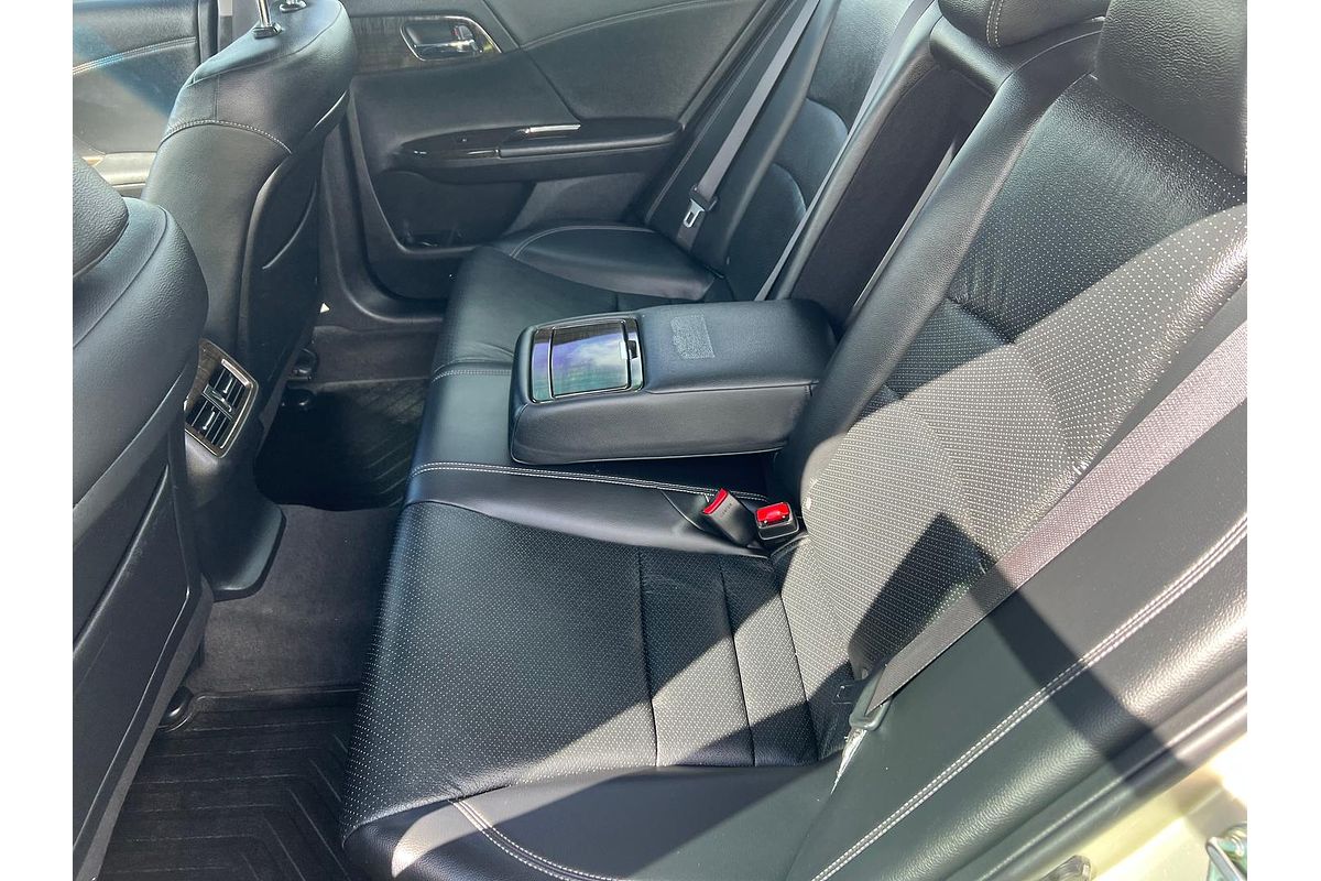 2014 Honda Accord VTi-L 9th Gen