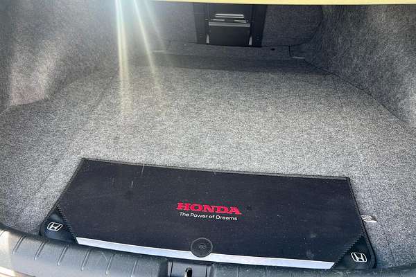 2014 Honda Accord VTi-L 9th Gen