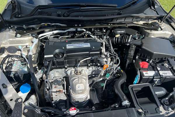 2014 Honda Accord VTi-L 9th Gen