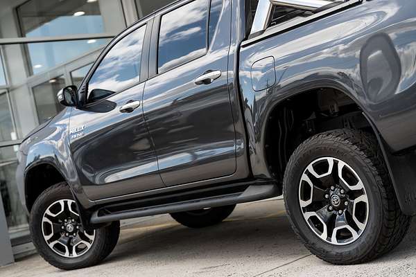 2021 Toyota Hilux SR5 GUN126R 4X4