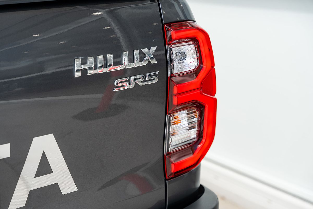 2021 Toyota Hilux SR5 GUN126R 4X4