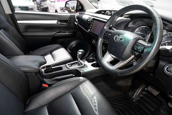 2021 Toyota Hilux SR5 GUN126R 4X4