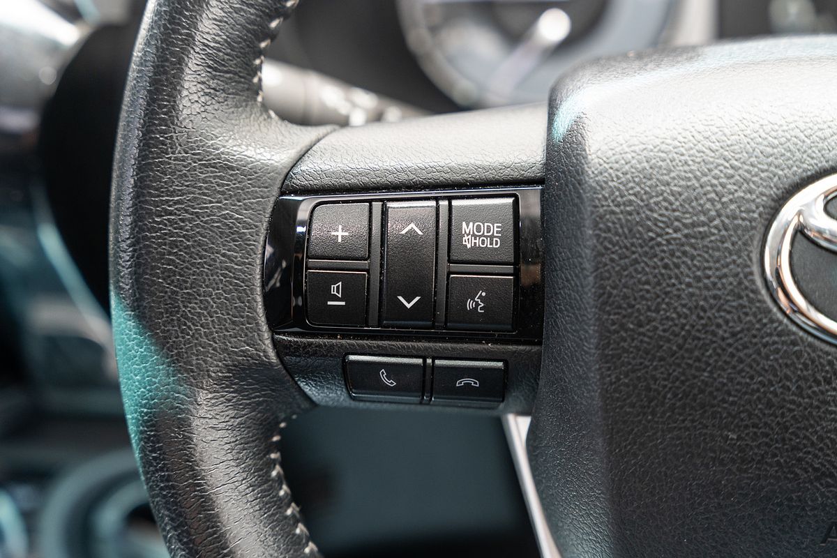 2021 Toyota Hilux SR5 GUN126R 4X4