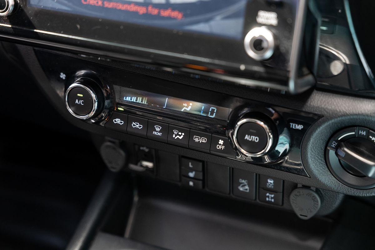 2021 Toyota Hilux SR5 GUN126R 4X4