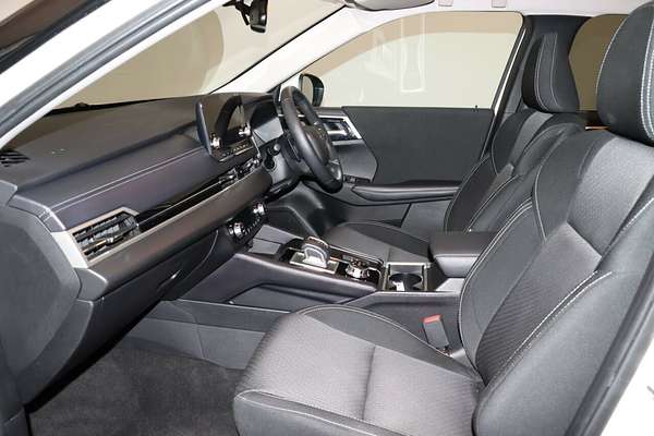 2023 Mitsubishi Outlander LS ZM