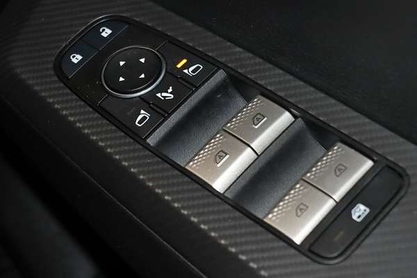 2023 Mitsubishi Outlander LS ZM