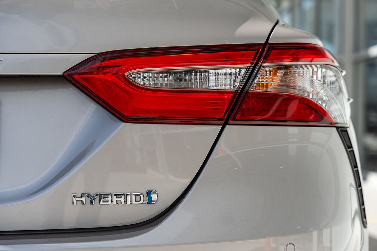 2018 Toyota Camry Ascent Sport AXVH71R