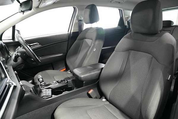2023 Kia Sportage S NQ5