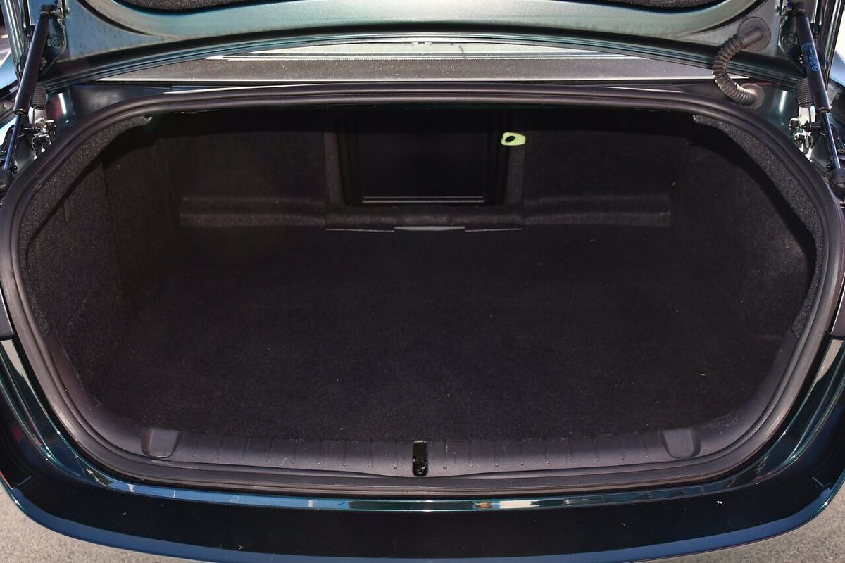 2013 Holden Commodore SV6 VF