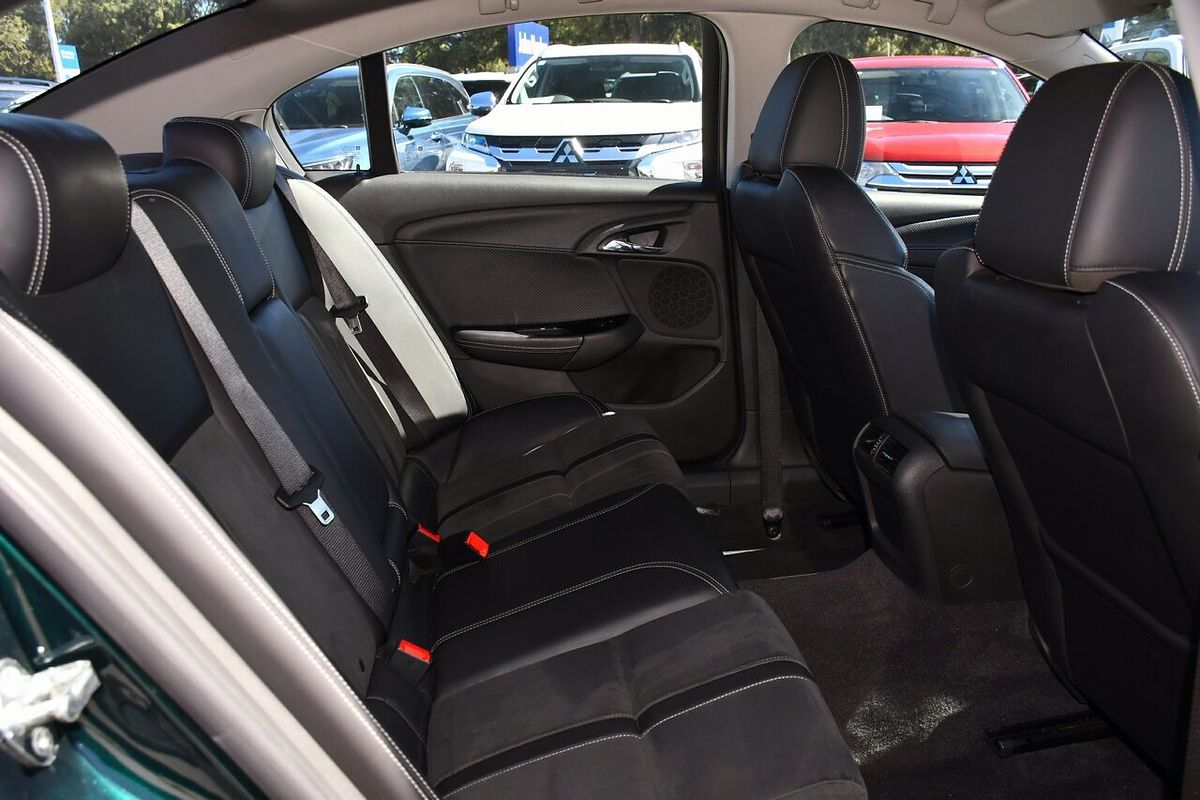 2013 Holden Commodore SV6 VF