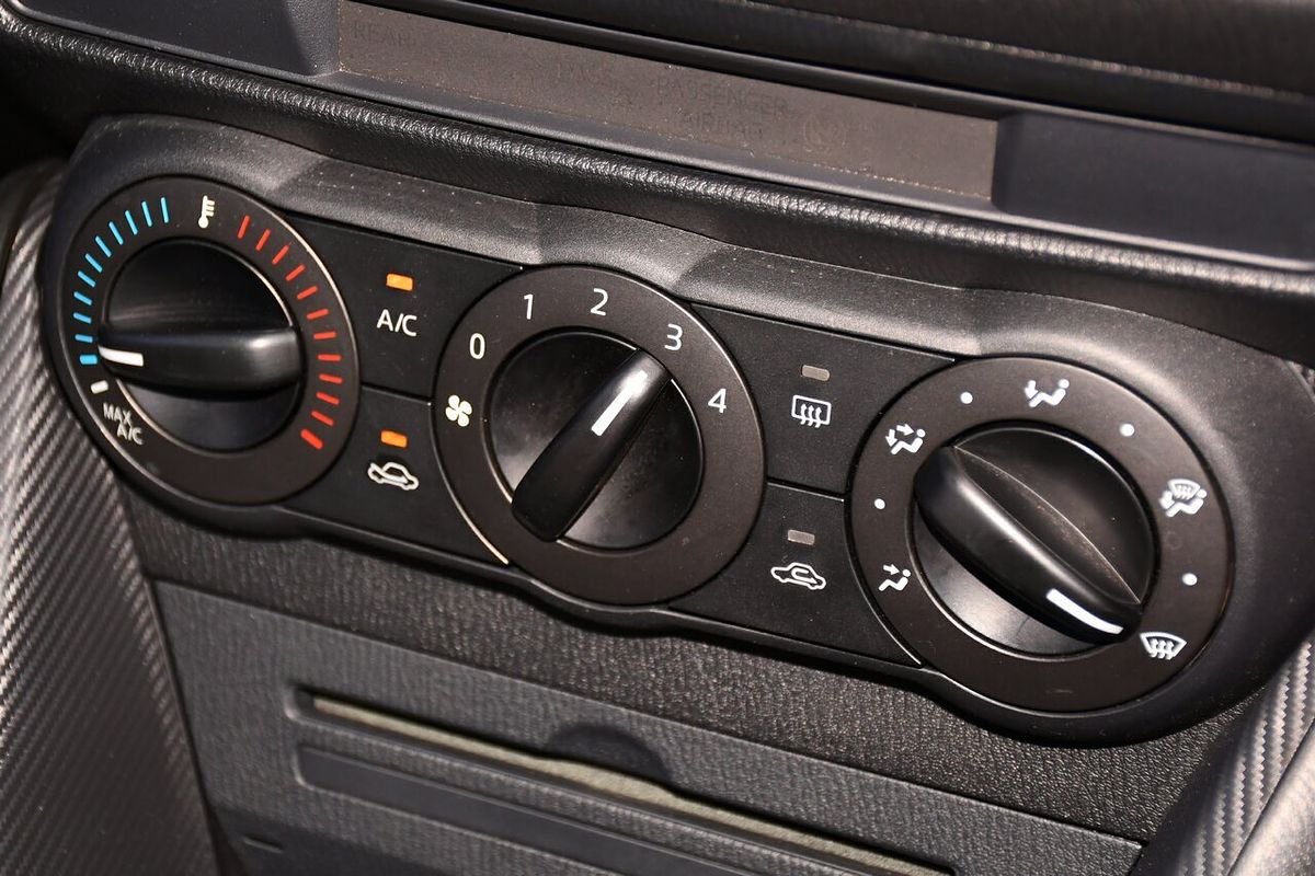 2014 Mazda 2 Neo DJ Series