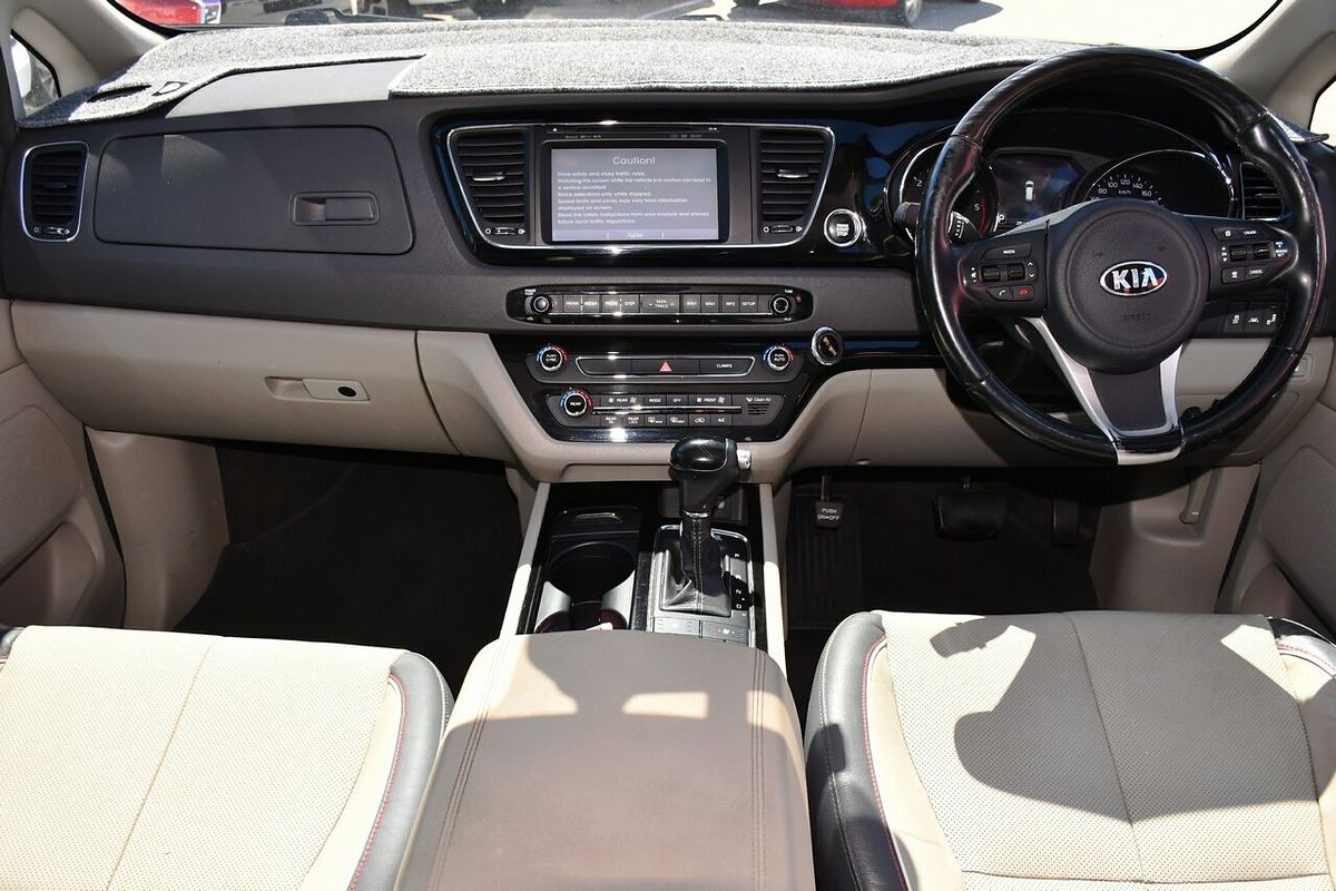 2015 Kia Carnival Platinum YP