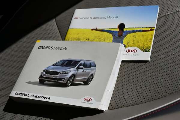 2015 Kia Carnival Platinum YP