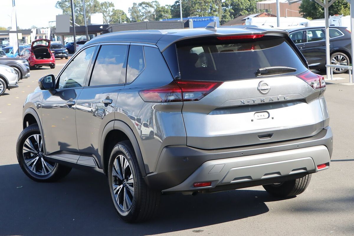 2024 Nissan X-TRAIL ST-L T33