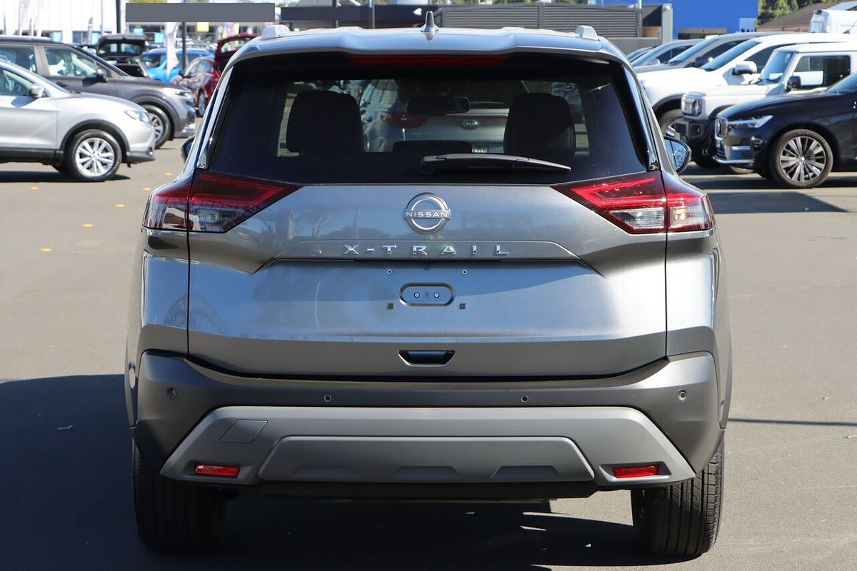 2024 Nissan X-TRAIL ST-L T33