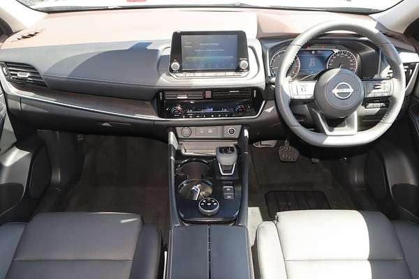 2024 Nissan X-TRAIL ST-L T33