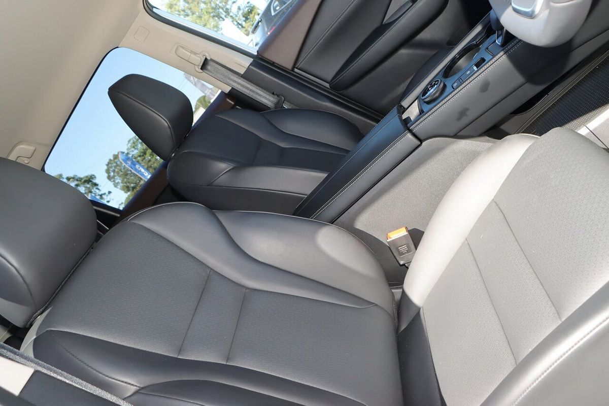 2024 Nissan X-TRAIL ST-L T33