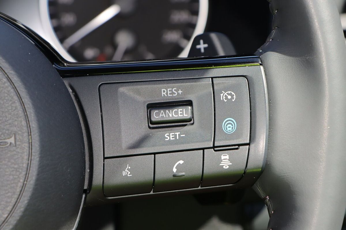 2024 Nissan X-TRAIL ST-L T33