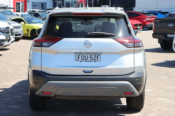 2024 Nissan X-TRAIL ST-L T33