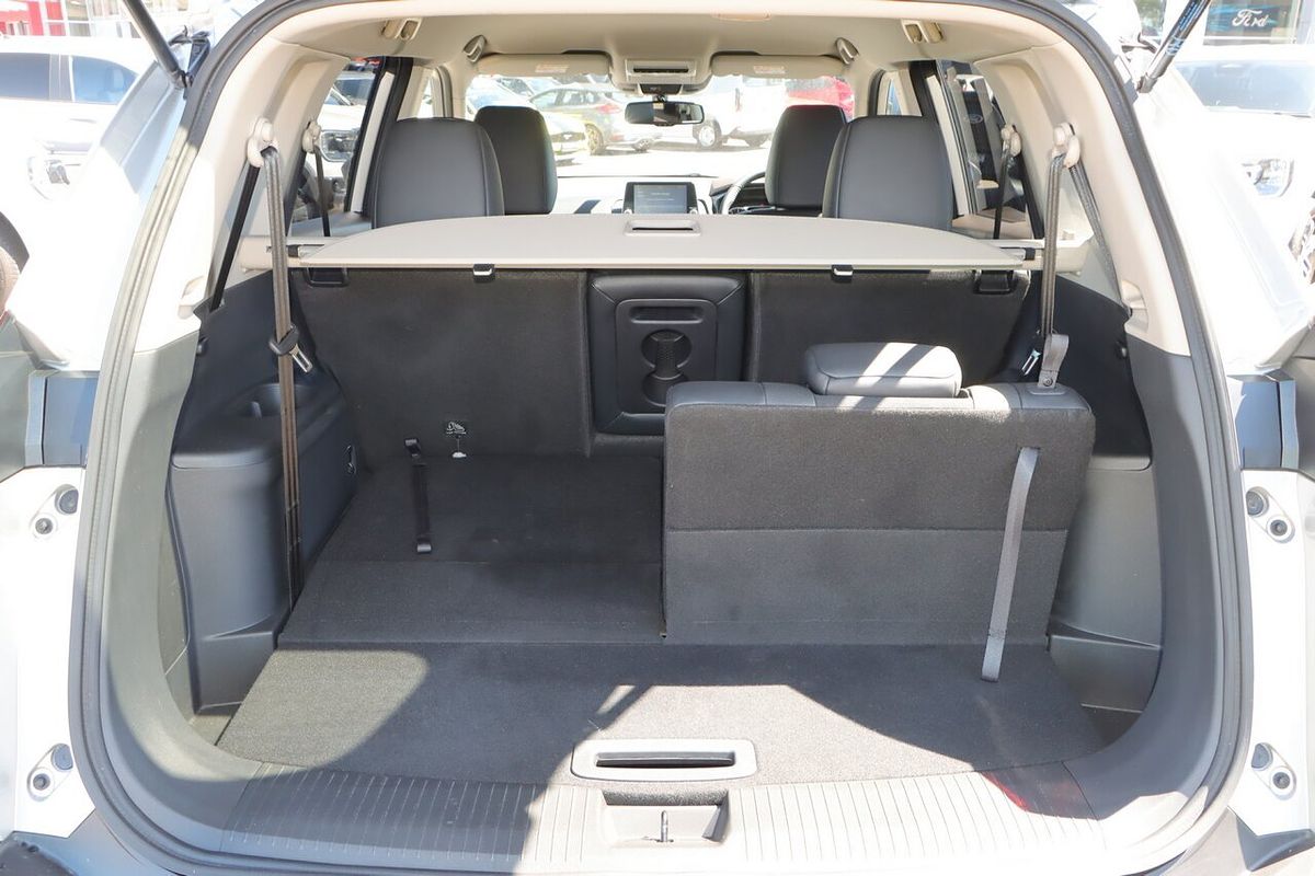 2024 Nissan X-TRAIL ST-L T33