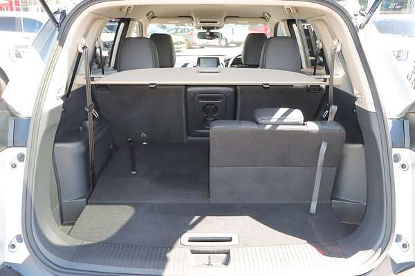 2024 Nissan X-TRAIL ST-L T33
