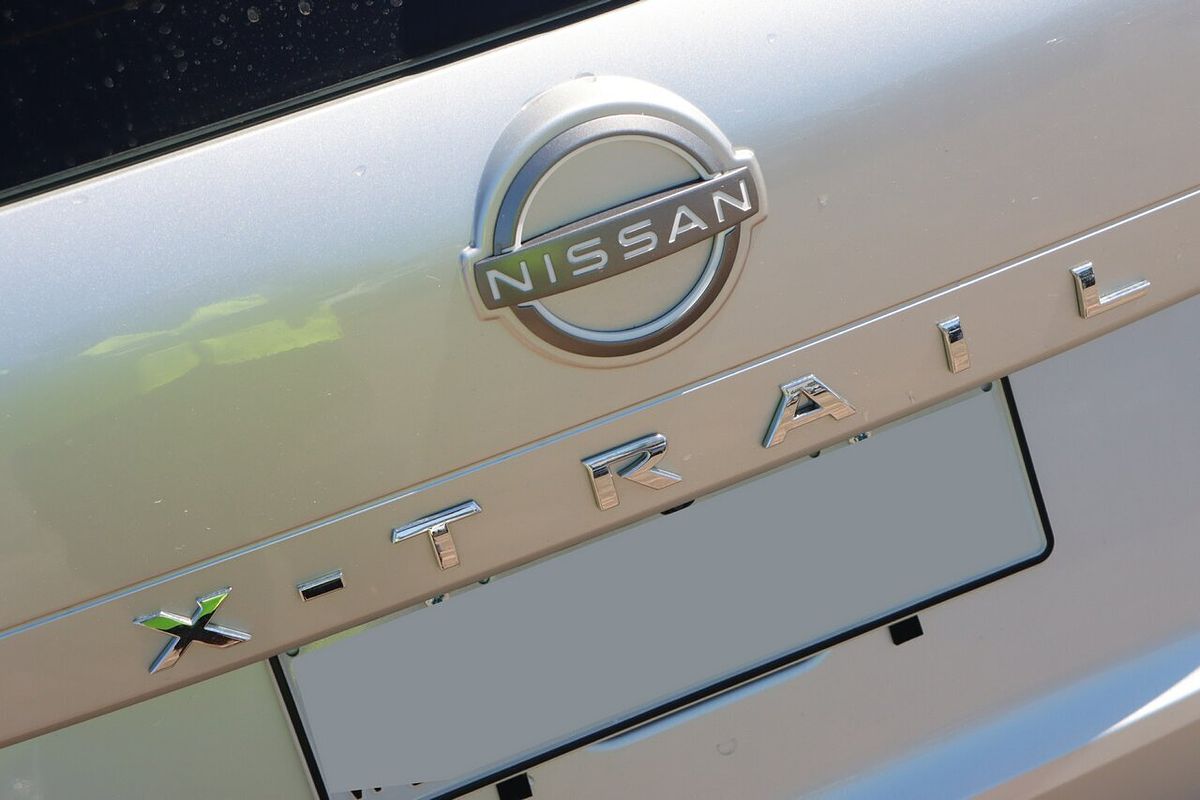 2024 Nissan X-TRAIL ST-L T33