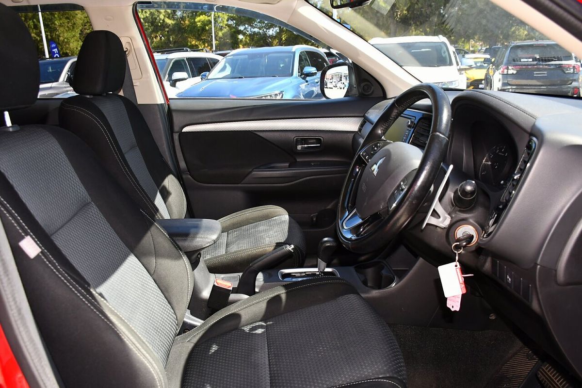 2016 Mitsubishi Outlander XLS ZK