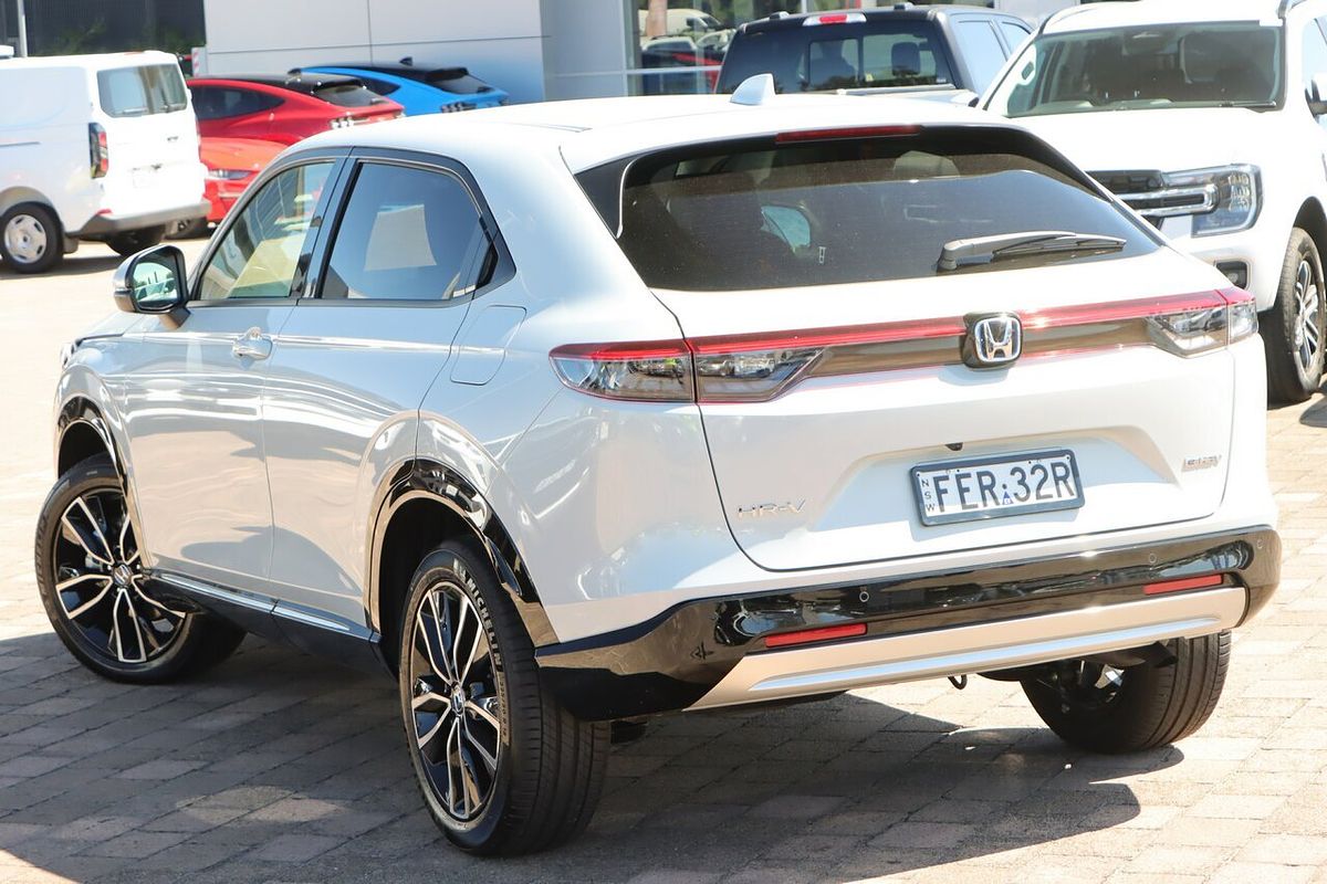 2024 Honda HR-V e:HEV L