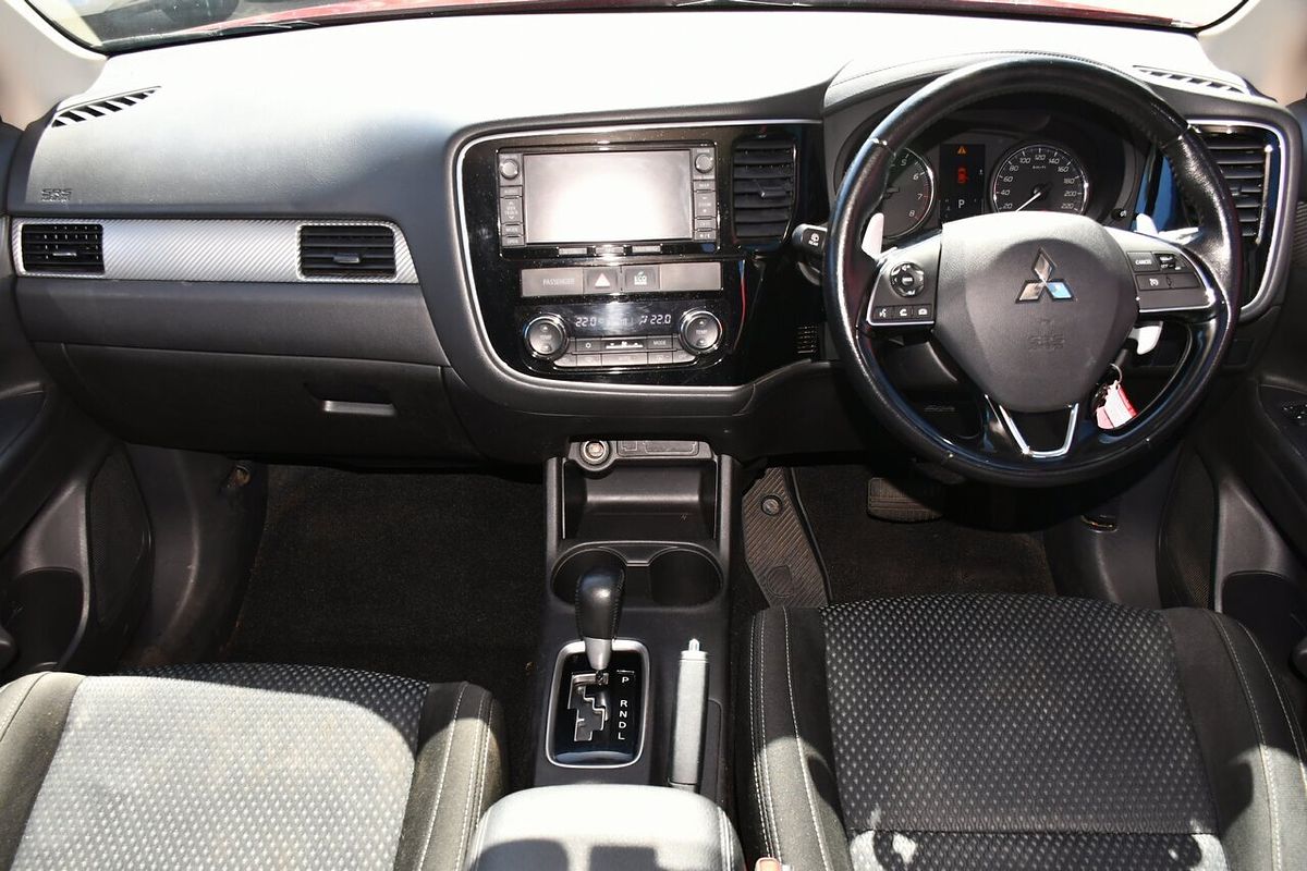 2016 Mitsubishi Outlander XLS ZK