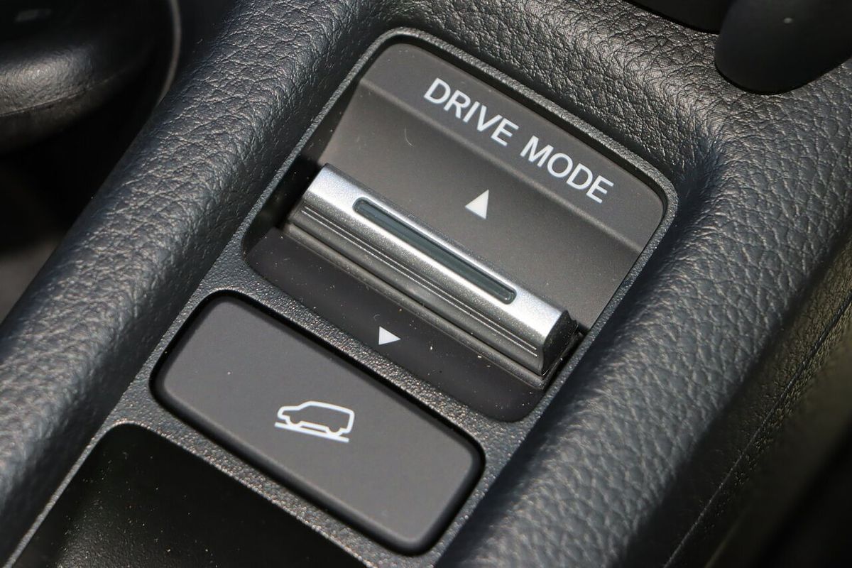 2024 Honda HR-V e:HEV L