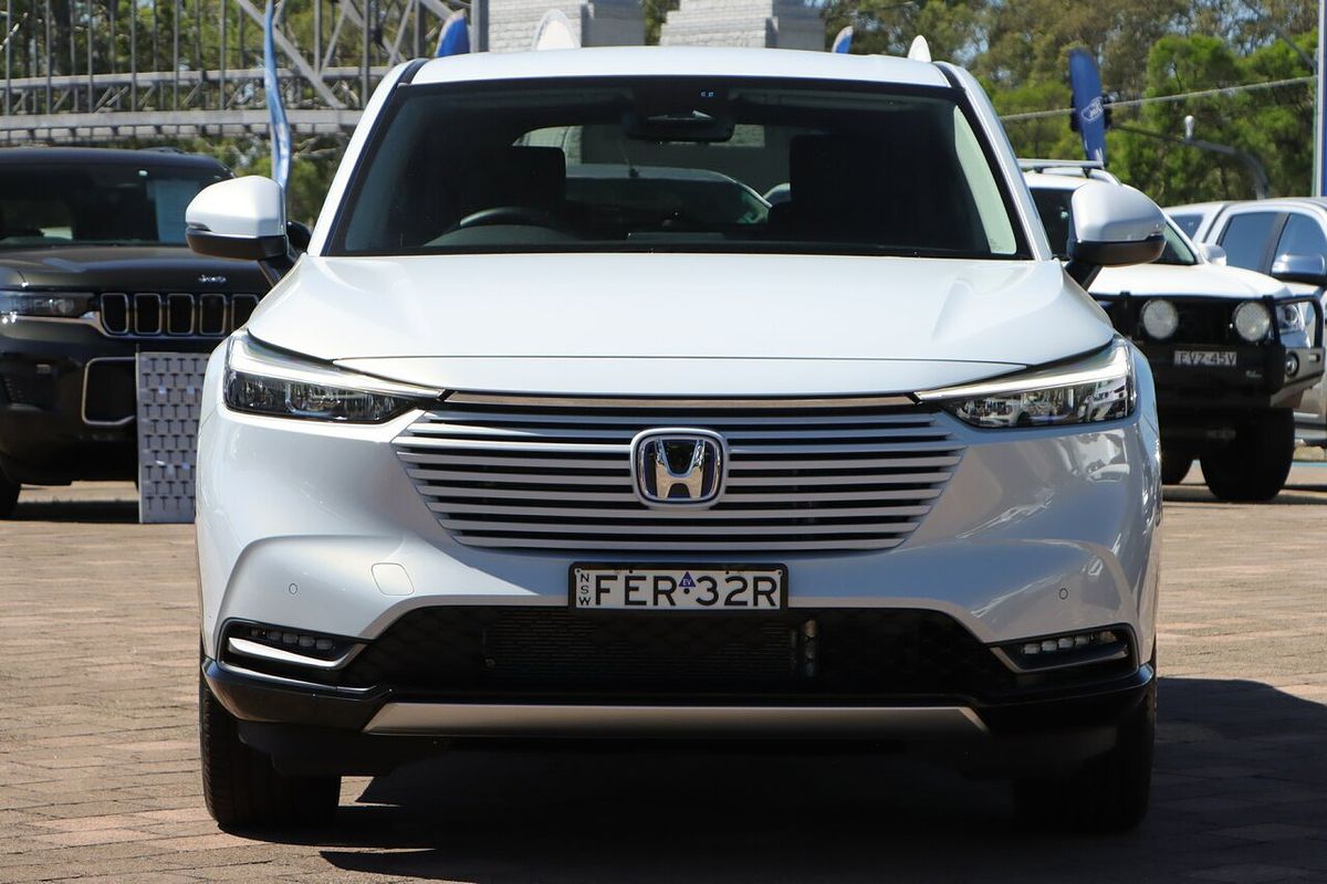 2024 Honda HR-V e:HEV L
