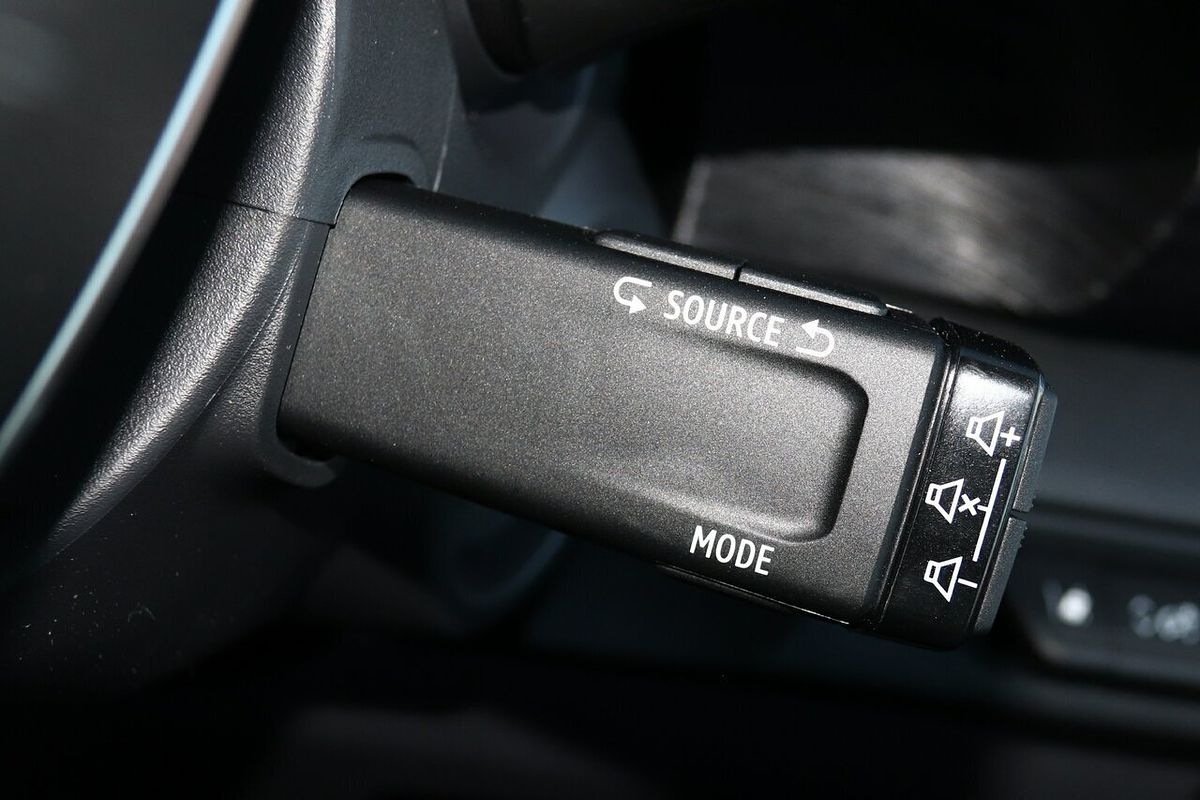 2024 Renault Trafic Premium X82 LWB