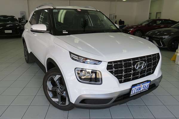 2024 Hyundai Venue Elite QX.V5