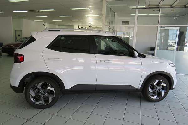 2024 Hyundai Venue Elite QX.V5