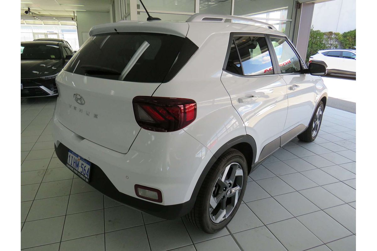 2024 Hyundai Venue Elite QX.V5