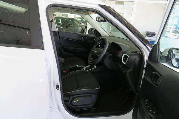 2024 Hyundai Venue Elite QX.V5