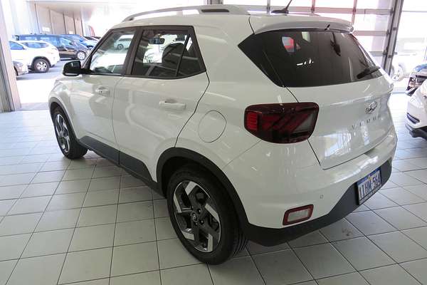 2024 Hyundai Venue Elite QX.V5