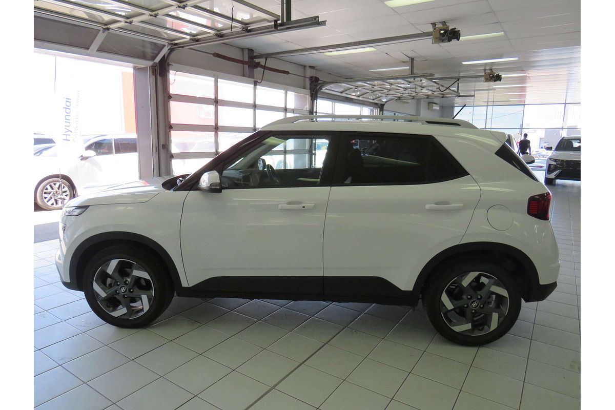 2024 Hyundai Venue Elite QX.V5
