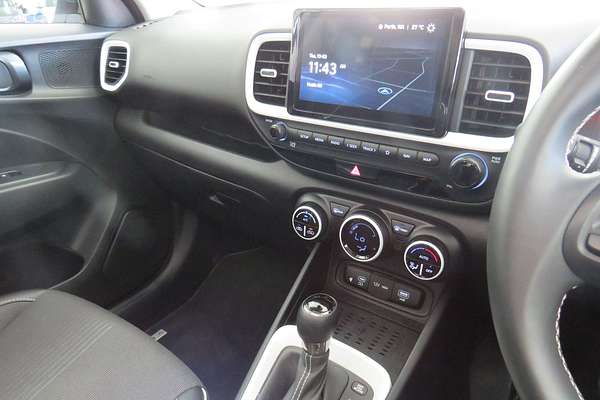 2024 Hyundai Venue Elite QX.V5