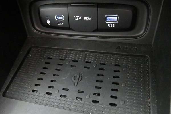 2024 Hyundai Venue Elite QX.V5
