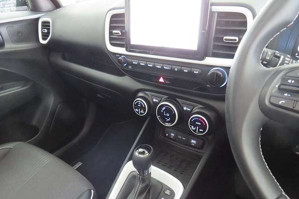 2024 Hyundai Venue Elite QX.V5
