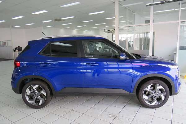 2024 Hyundai Venue Elite QX.V5