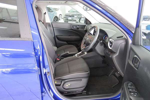 2024 Hyundai Venue Elite QX.V5