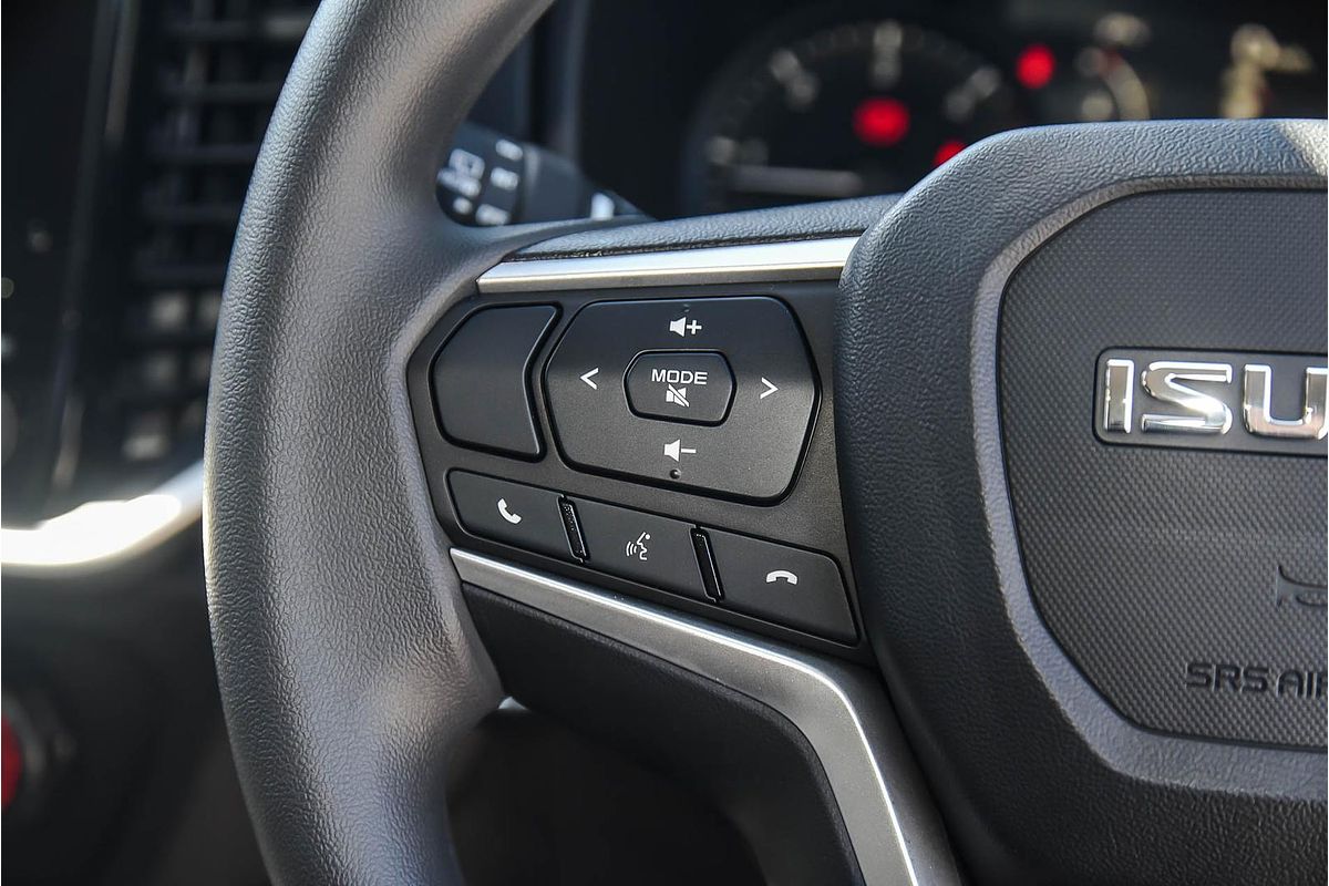 2025 Isuzu MU-X LS-M