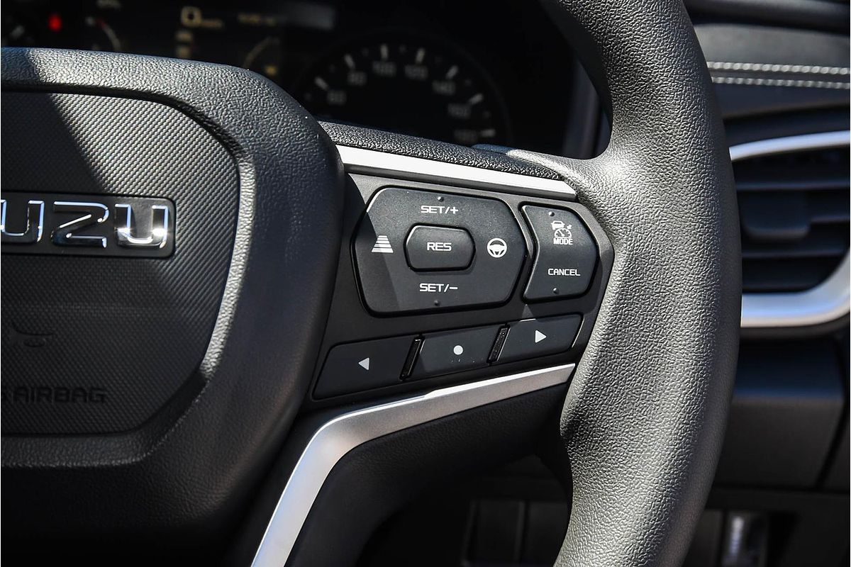 2025 Isuzu MU-X LS-M