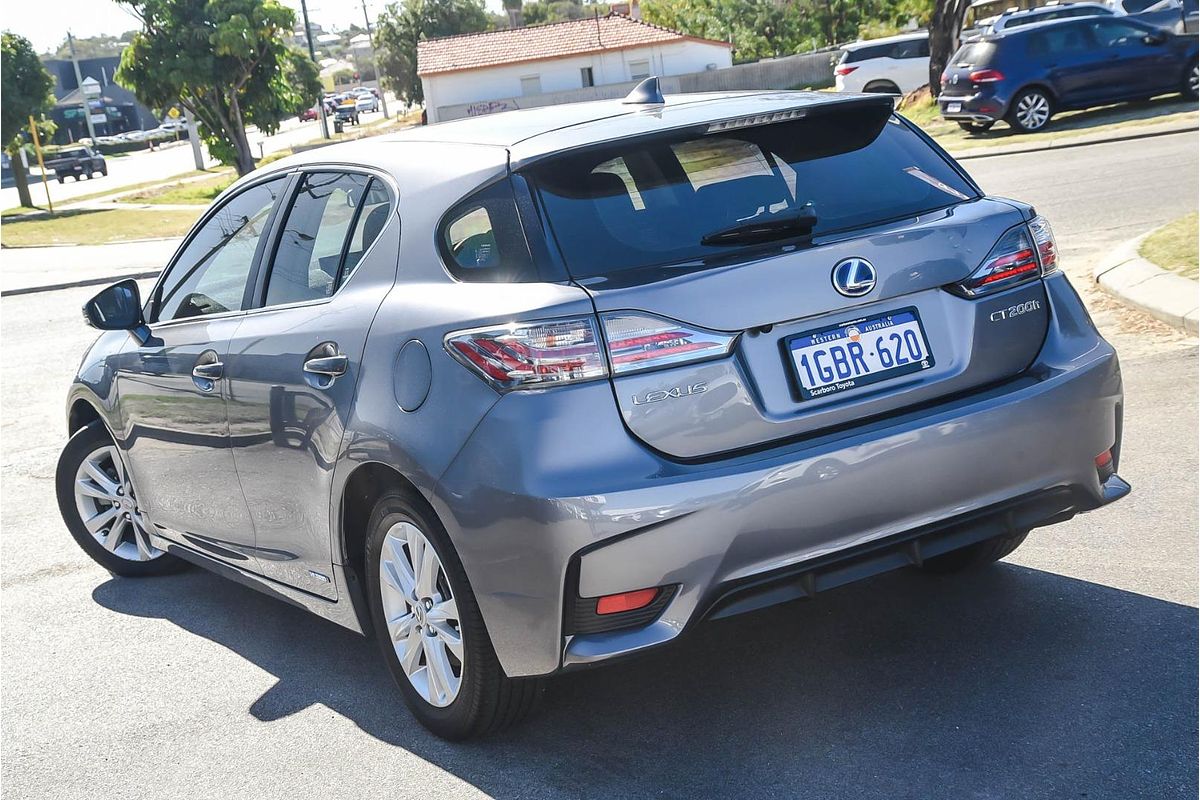 2016 Lexus CT CT200h Luxury ZWA10R