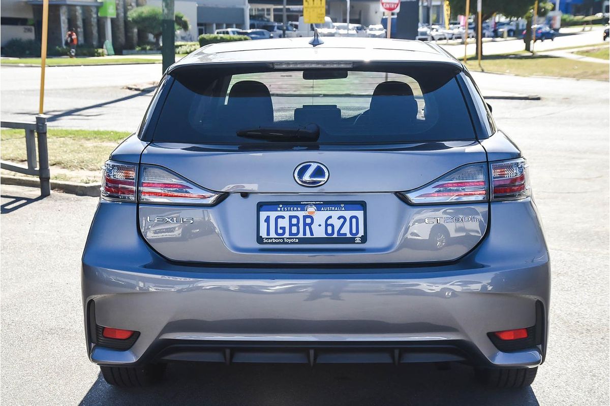 2016 Lexus CT CT200h Luxury ZWA10R