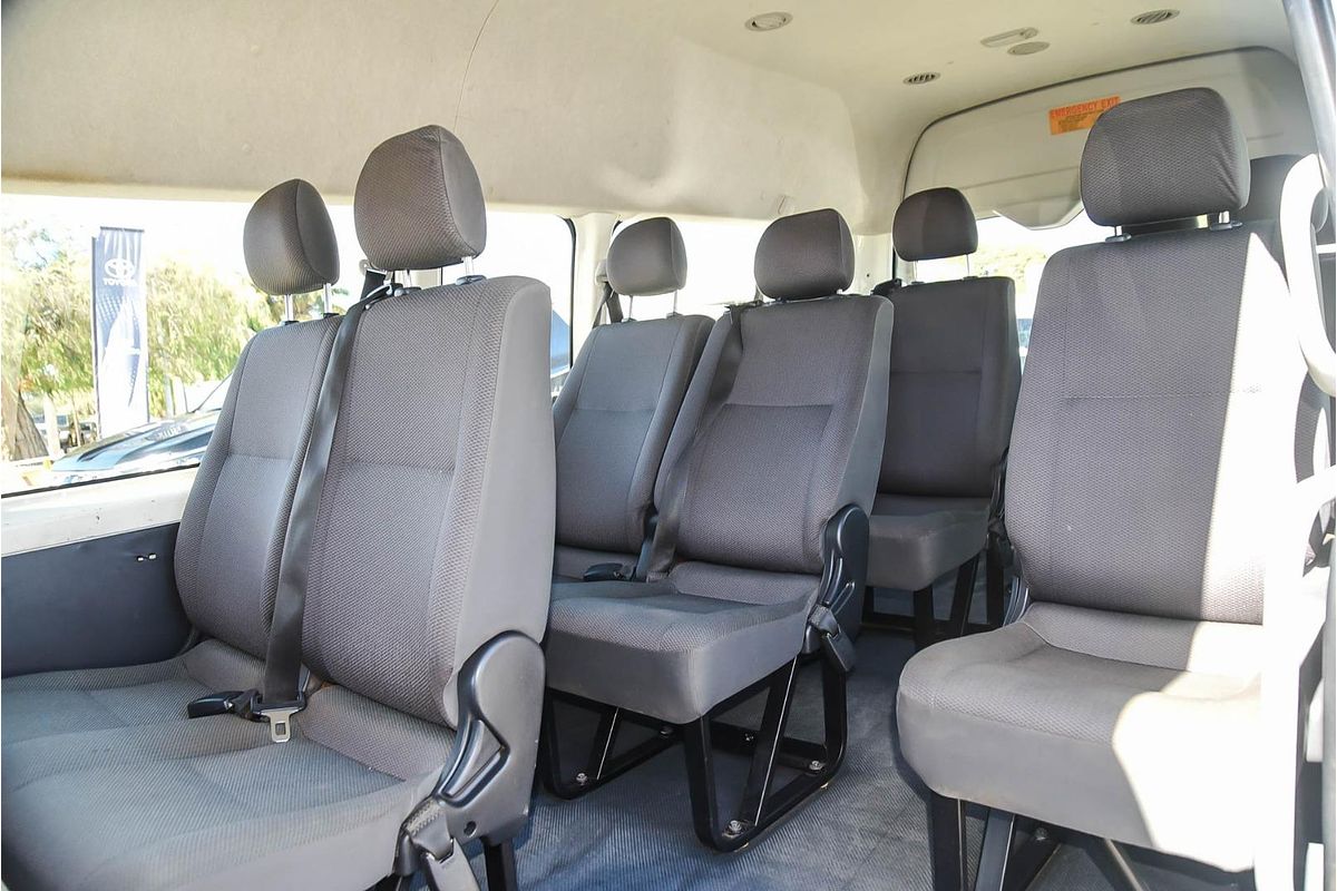 2015 Toyota Hiace Commuter KDH223R