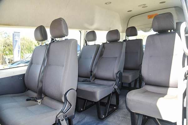 2015 Toyota Hiace Commuter KDH223R