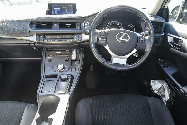 2016 Lexus CT CT200h Luxury ZWA10R